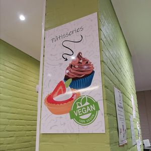 💚 at Loving Hut in Louvain-la-neuve