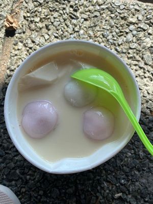 3 in 1 Riceball bowl. at Mr Bean - The Poiz Centre in Central Singapore