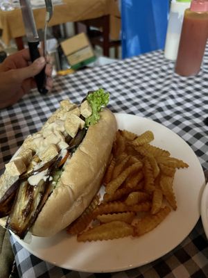 Sandwich and chips   at Victor Place in Vang Vieng