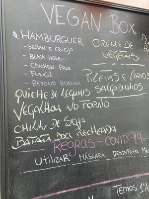 I love the menu👍🏽 at Vegan Box in Faro