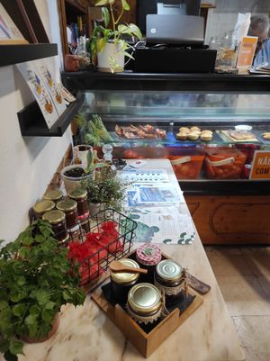 Entrance at Vegan Box in Faro