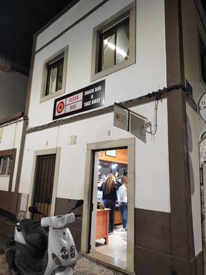 Outside at Vegan Box in Faro