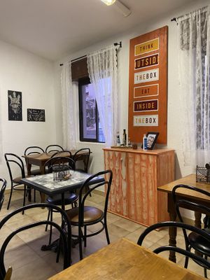   at Vegan Box in Faro