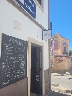  at Vegan Box in Faro