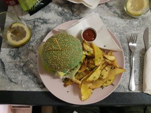  at Vegan Box in Faro