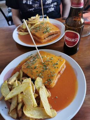 Francesinha at Vegan Box in Faro