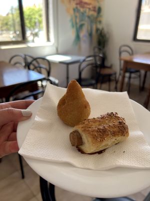 Soy & veggie dumpling + sausage roll  at Vegan Box in Faro