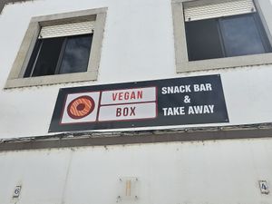  at Vegan Box in Faro