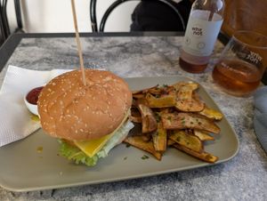 Seitana burger and amazing sweet potato fries at Vegan Box in Faro