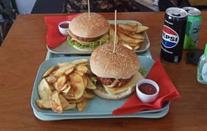  at Vegan Box in Faro