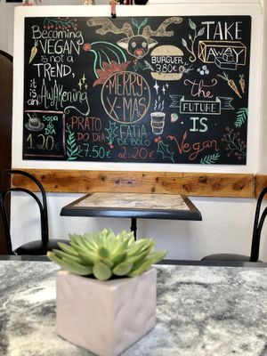 🌟😊👌 Trevlig plats!  at Vegan Box in Faro