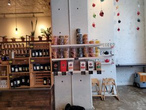  at Café Pékoe in Quebec