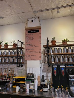 at Café Pékoe in Quebec