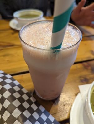  at Café Pékoe in Quebec