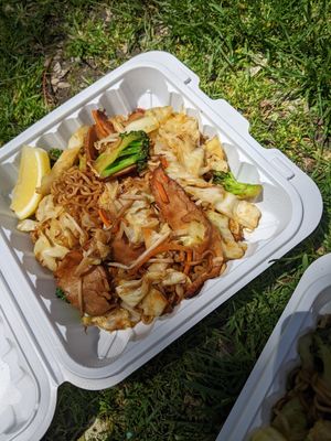 Stir fried ramen noodles With vegan chicken at Vegan Sun in Provo