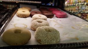 Vegan doughnuts at Down to Earth in Kahului