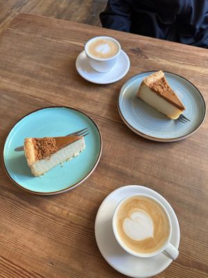 Biscoff + cappuccino = 🫶🏻  at Cafe Vux in Berlin