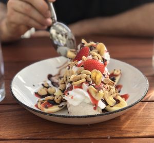 🍌 Banana Split at Hungry Angelina in Long Beach