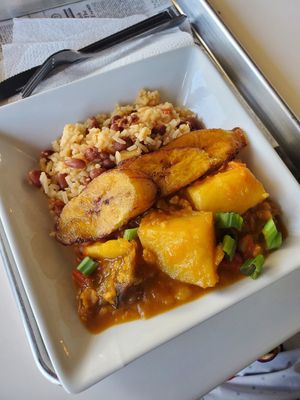 Jibarito bowl at Sabia Plant Based Eatery in Guaynabo