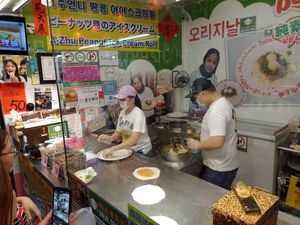  at A-Zhu Peanut Ice Cream Roll in New Taipei City