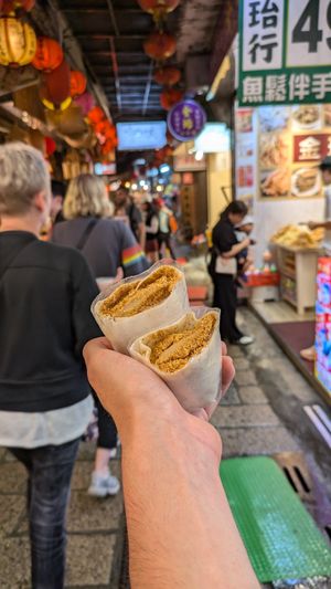 Peanut ice roll at A-Zhu Peanut Ice Cream Roll in New Taipei City