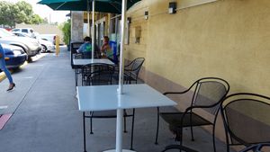 Outdoor seating at Down to Earth - Store and Deli in Kahului