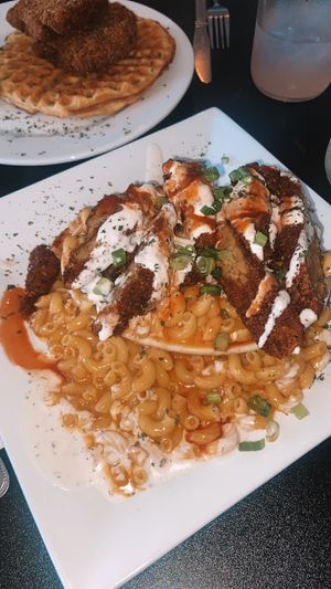 buffalo mac w ranch and chicken  at Paisley Vegan Kitchen in Melbourne