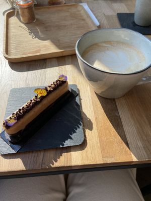 Latte and “Le Gourmand"  at Be Nuts in Brussels