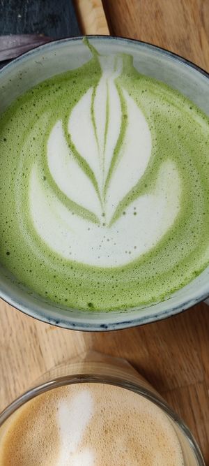 Matcha latte at Be Nuts in Brussels