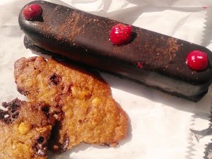 Mini cake and crispy cookie (half done already) 😂 at Be Nuts in Brussels