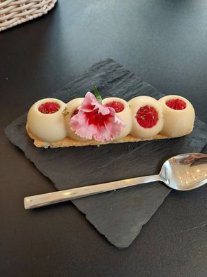  at Be Nuts in Brussels