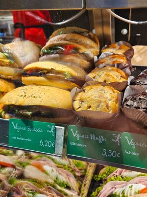 Muffin & Focaccia at Traffic Snack - Hauptbahnhof in Frankfurt