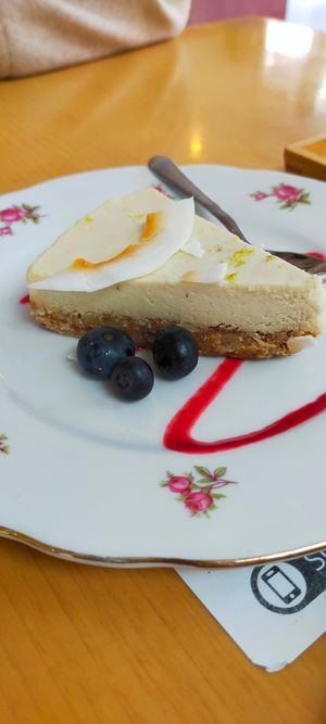 Lemon and Coco tart at Kato Gâteaux in Mechelen