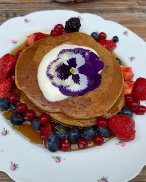 Pancakes 🥞 💚  at Kato Gâteaux in Mechelen