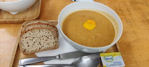 Soup with bread at Kato Gâteaux in Mechelen