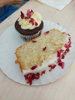  at Kato Gâteaux in Mechelen