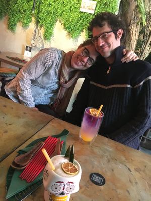 My friends and their tea at Onocubes in Frankfurt