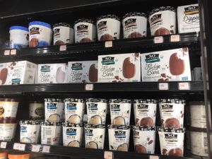 Vegan ice cream  at Hawaiian Moons Market in Kihei