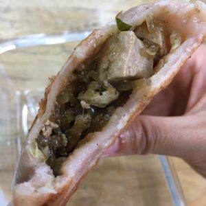 Tofu wrap filling at Xiāng ShīFù Sù Shuǐ Jiān Bāo 香師傅素水煎包 - Maybe closed in Tainan