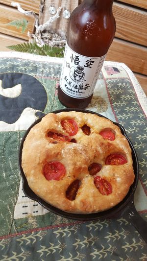 蕃茄/蒜頭佛卡夏 at Magic Monkey 悟空活菌茶 - WùKōng Huó Jūn Chá in Chishang