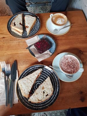 Vegan sausage sandwiches, chocolate brownie and oat milk hot chocolate/flat white at Black Cactus  in Blandford Forum