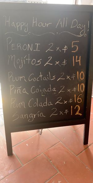 🤟🏽 at La Masa Pizzería Conceptual in San Juan