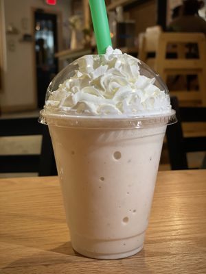 Banana Pudding Shake 🍌  #Veganuary at Korny Vibes in Houston