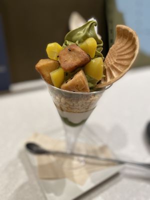 Chestnut and Daigaku Imo parfait at lyemon 伊右衛門カフェ in Kawasaki