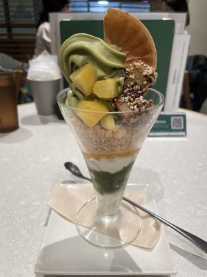 Matcha sweet potato parfait   at lyemon 伊右衛門カフェ in Kawasaki