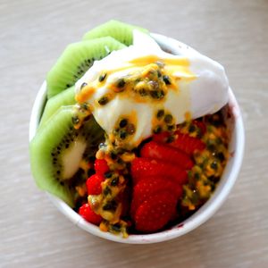 Fresh vibes acai bowl at Jumi's Cafe in South Yarra