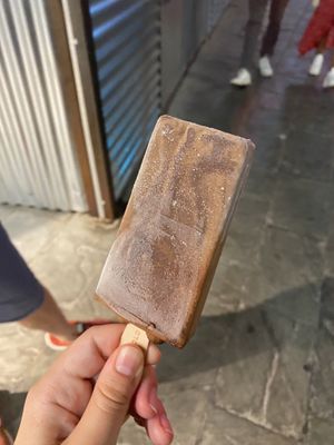 freezing chocolate ice cream   at Loco Polo in Sevilla