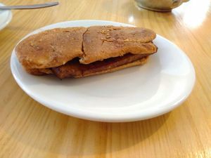 "Meat" sandwich at Ganimedes in Piura