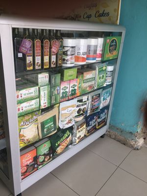 A cool selection of teas and oils  at Matheos - Tacna in Piura