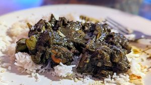 Palak - Rich, deep flavored curry with onions, garlic and spices simmered in a fresh spinach puree at Tikka Bar in Key West